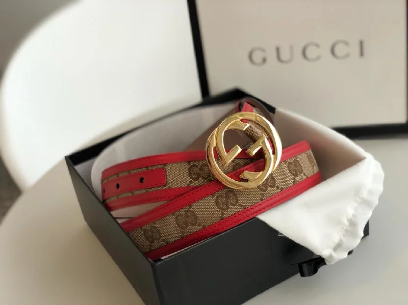 Gucci GG Supreme Belt With Interlocking G Buckle Beige/Ebony And  Red GG Supreme Canvas For Women. Women Belt