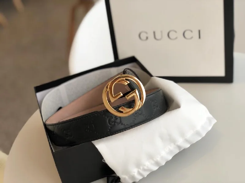 Gucci Signature Belt Black/Cream GG. Women Belt 370543