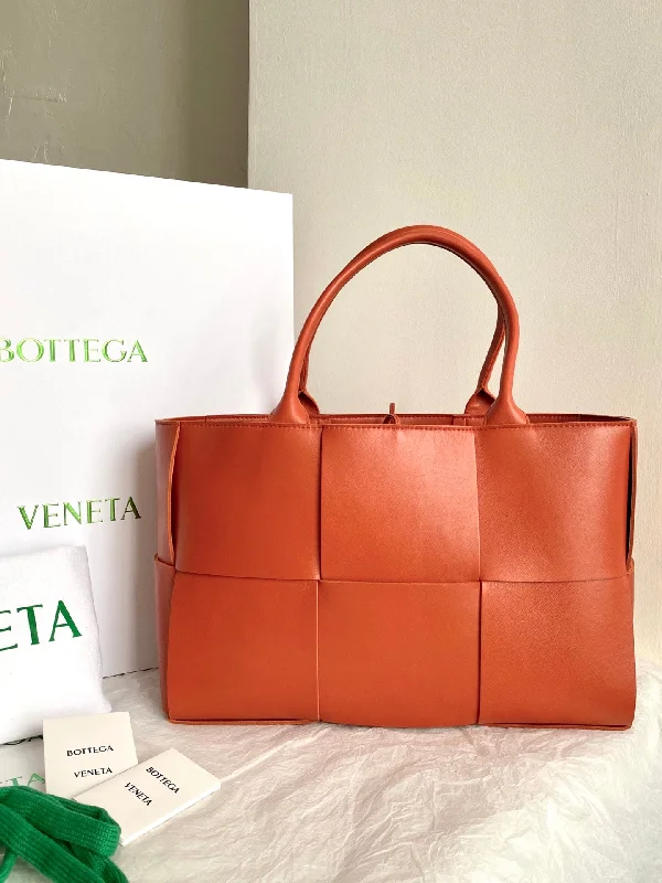 Bottega Veneta Arco Tote Bag For Women 16.14in/41cm In Brown 609175VMAY37660