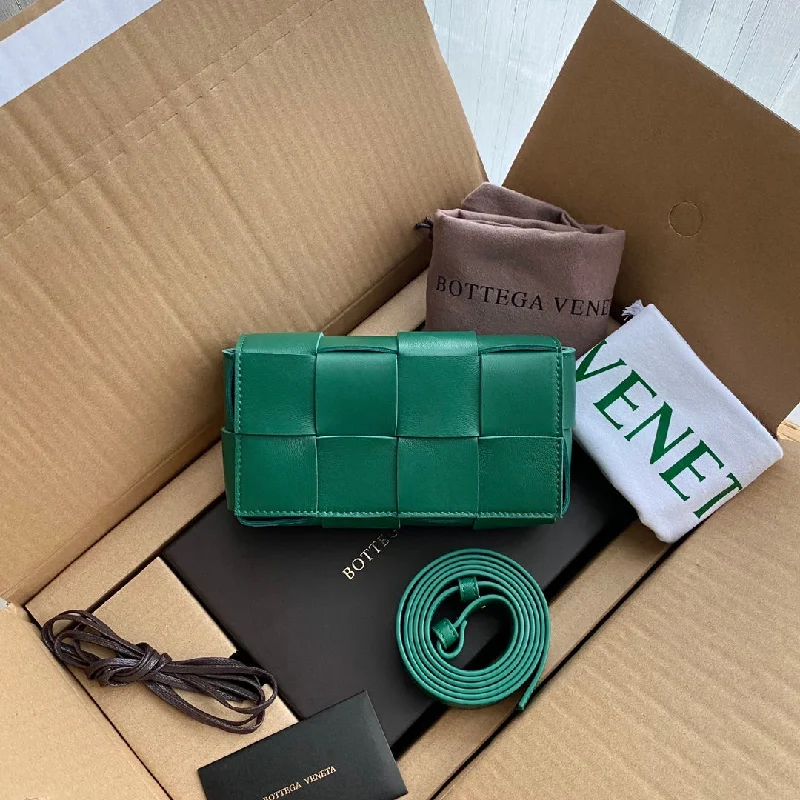 Bottega Veneta Belt Cassette Dark Green. For Women. Women-s Bags 6.9in/17.5cm