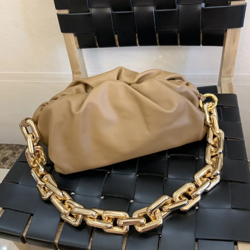 Bottega Veneta Chain Pouch For Women 12.2in/31cm In Camel 620230VCP402618