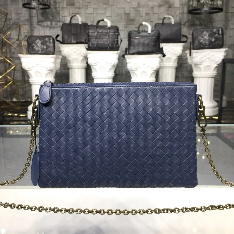 Bottega Veneta Chain Shoulder Bag Blue. For Women. Women-s Bags 9.6in/24.5cm