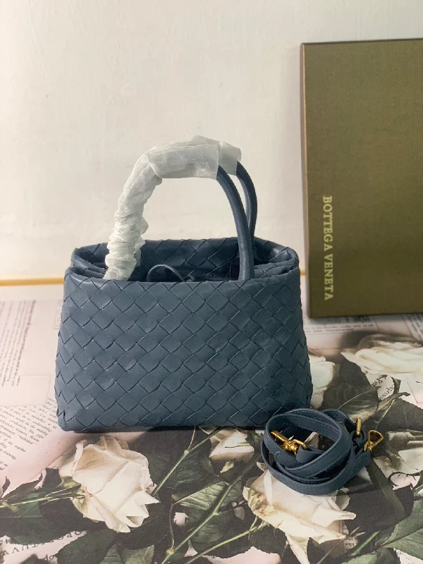 Bottega Veneta Handle Bag Blue. For Women. Women-s Bags 12in/29.5cm