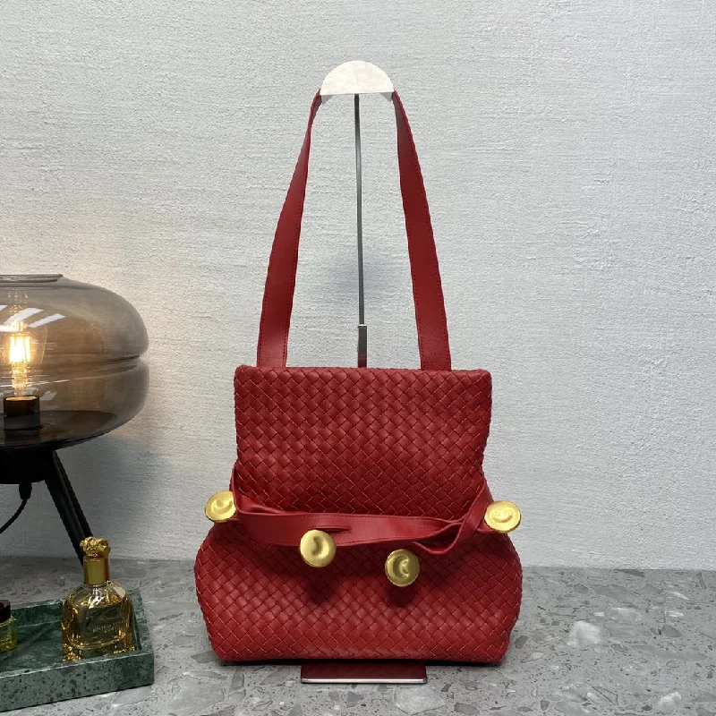 Bottega Veneta Intrecciato Shoulder Bag Red. For Women. Women-s Bags 10.2in/26cm