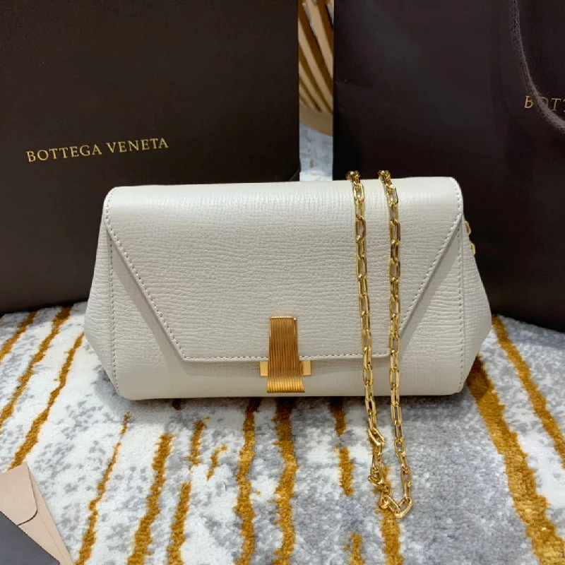 Bottega Veneta Mini Angle Palmellato Bag White. For Women. Women-s Bags 7.5in/19cm