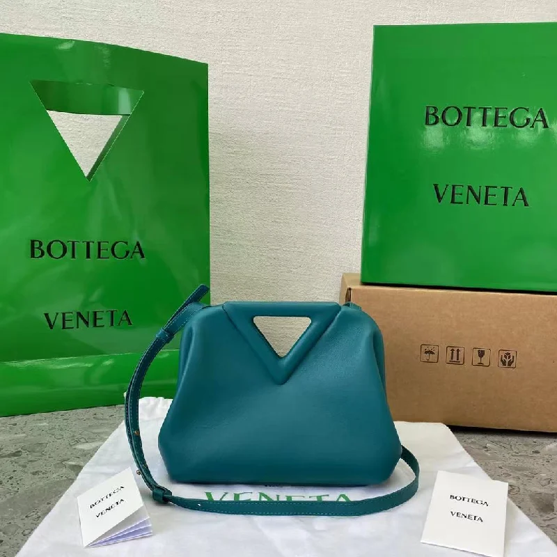 Bottega Veneta Point Blue. For Women. Women-s Bags 8.6in/22cm 658476VCP403118