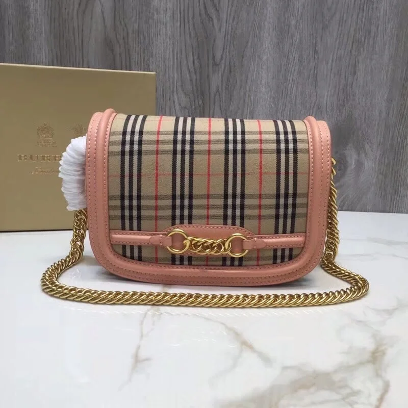 Burberry 1983 Check Link Bag Pink For Women. Women-s Bags 9in/23cm