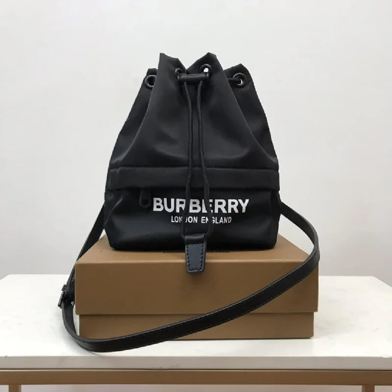 Burberry Logo Print Nylon Drawcord Pouch Black For Women. Women-s Bags 7.7in/19.5cm