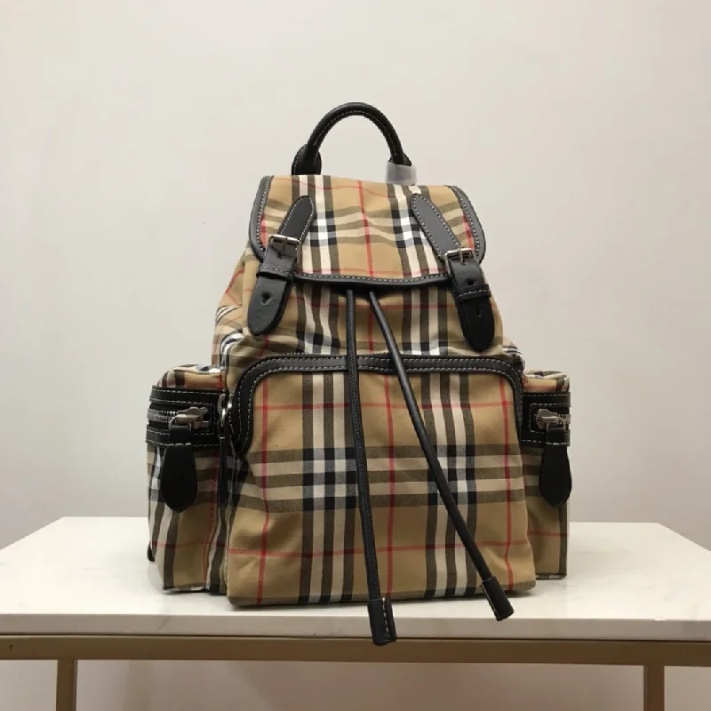 Burberry Medium Rucksack In Vintage Check Cotton Canvas-Sandy For Women. Women-s Bags 13in/33cm