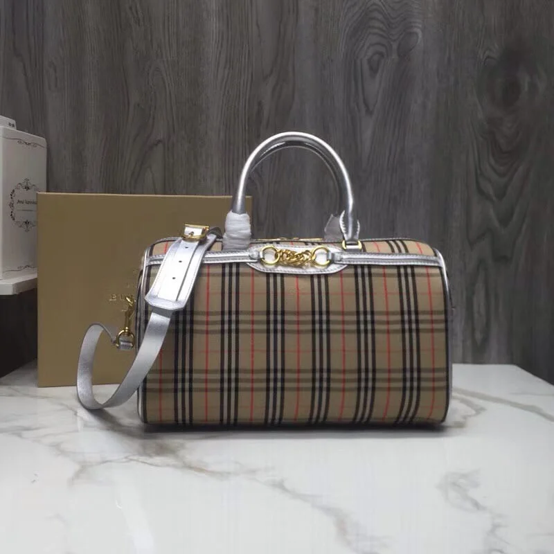 Burberry Small 1983 Check Link Bowling Bag White/Brown For Women. Women-s Bags 9.1in/23cm