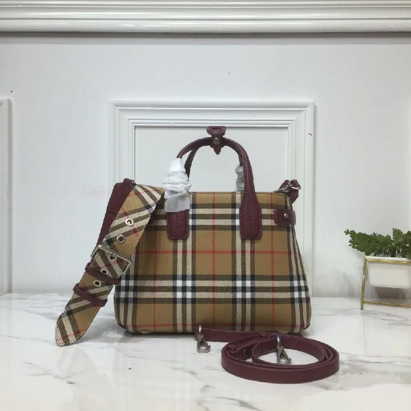 Burberry Small Banner Vintage Check And Tote Purple For Women. Women-s Bags 10.5in/26cm