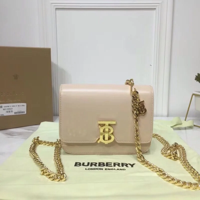 Burberry Tb Chain Belt Bag Beige For Women. Women-s Bags 6.6in/17cm