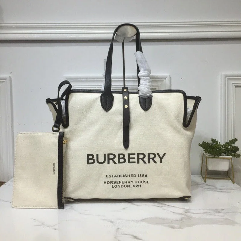 Burberry The Large Soft Cotton Canvas Belt Bag Black For Women. Women-s Bags 16.5in/42cm