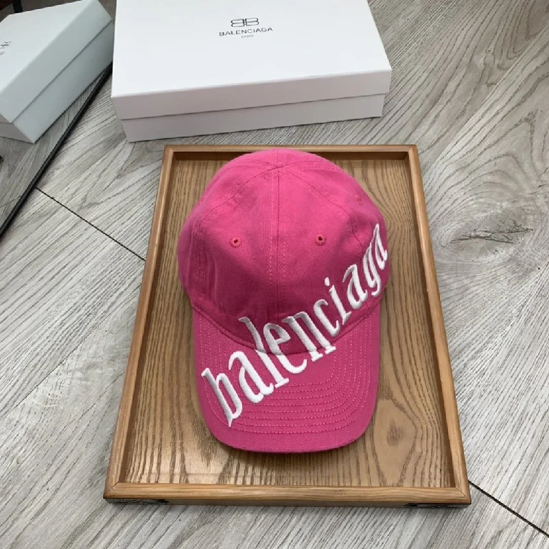 Balenciaga Diagonal Cap In Pink