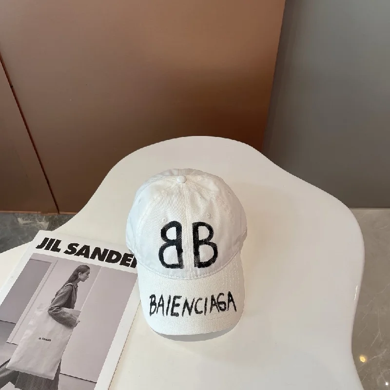 Balenciage BB Sprayed White Cap