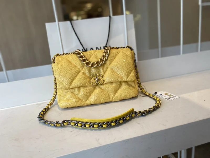 Chanel 19 Flap Bag Gold Hardware Yellow For Women. Women-s Handbags. Shoulder Bags 10.2in/26cm AS1160