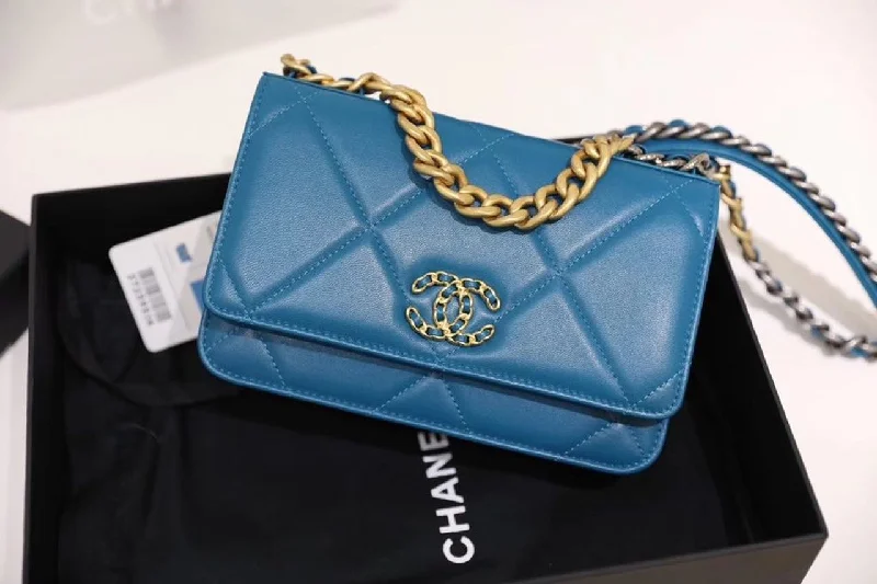 Chanel 19 WOC Flap Bag 20cm Goatskin Leather Spring/Summer Act 1 Collection. Blue