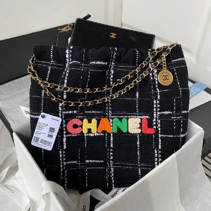 Chanel 22 Handbag Gold Hardware Black For Women. Women-s Handbags. Shoulder Bags 18.3in/47cm AS3262 B08553 NJ058