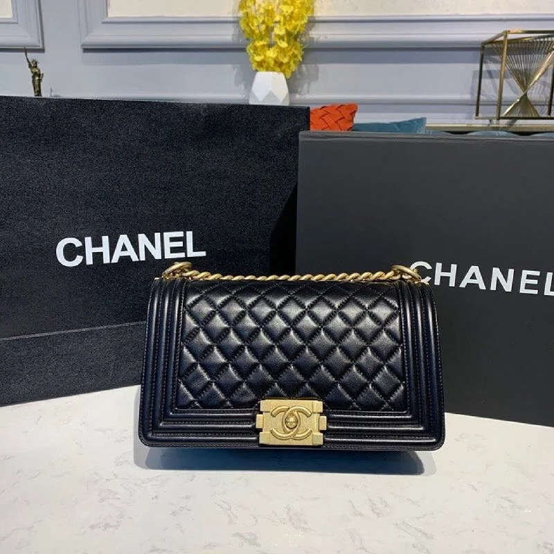 Chanel Boy Handbag Gold Toned Hardware Black For Women. Women-s Bags. Shoulder And Crossbody Bags 9.8in/25cm A67086