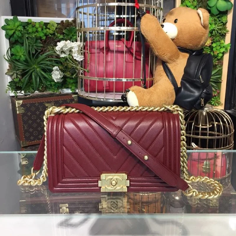 Chanel Boy Handbag Gold Toned Hardware Burgundy For Women. Women-s Bags. Shoulder And Crossbody Bags 9.8in/25cm A67086