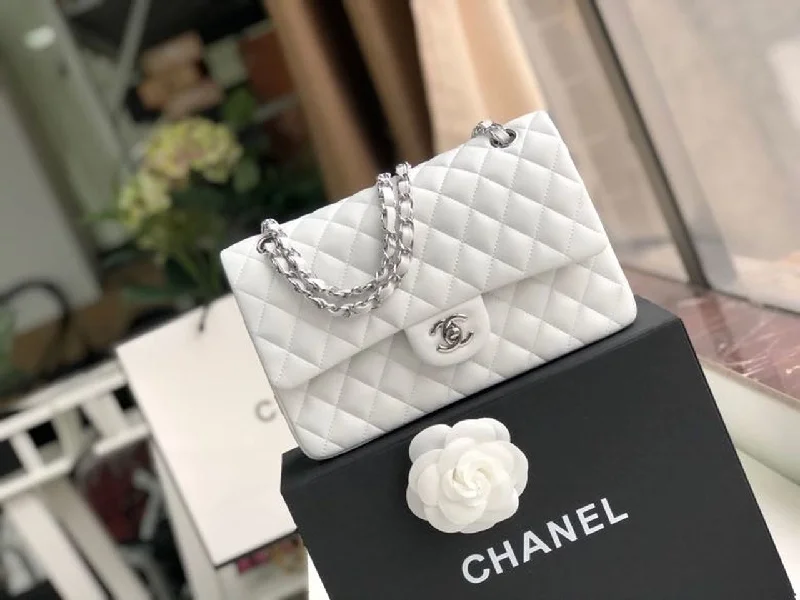 Chanel Classic HandBag White For Women 9.9in/25.5cm A01112