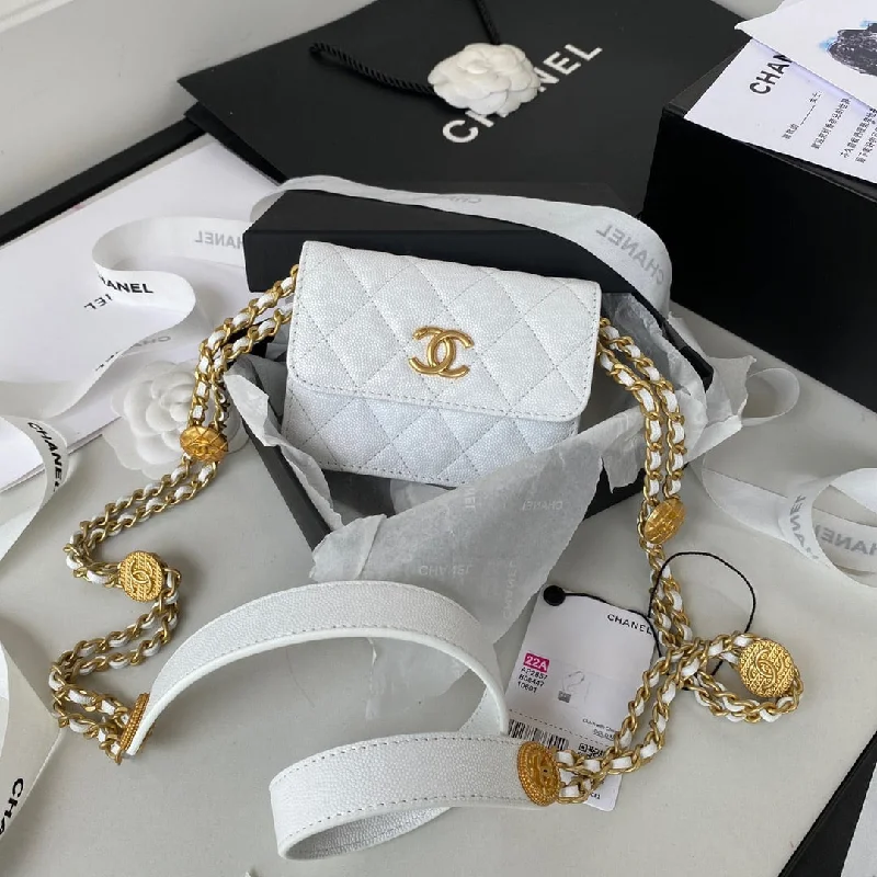 Chanel Clutch With Chain Gold Hardware Grained Shinny White For Women. Women-s Handbags. Shoulder Bags 4.7in/12cm AP2857