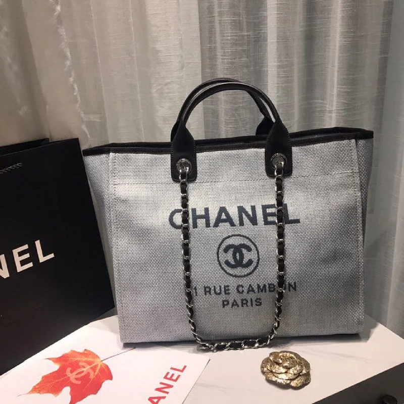 Chanel Deauville Tote Canvas Bag Light Grey For Women. Women-s Handbags. Shoulder Bags 15in/38cm A66941