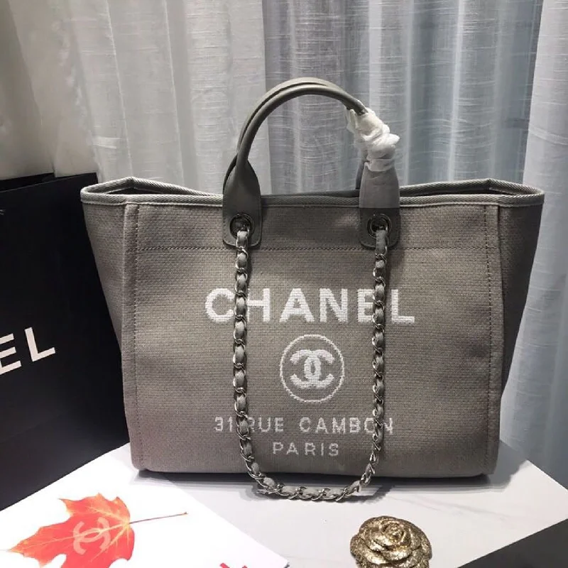 Chanel Deauville Tote Tweed Canvas Bag Fall/Winter Collection. Light Grey/White For Women 15in/38cm