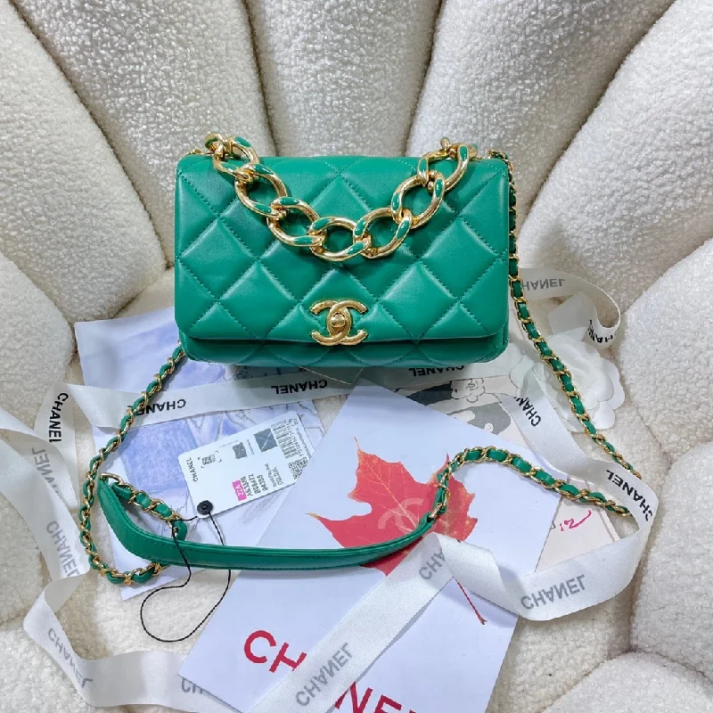 Chanel Flap Bag Gold Hardware Green For Women. Women-s Handbags. Shoulder Bags 7.9in/20cm AS3366