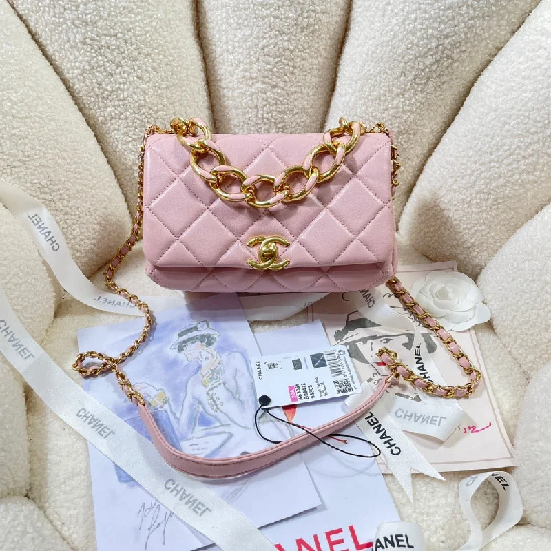 Chanel Flap Bag Gold Hardware Pink For Women. Women-s Handbags. Shoulder Bags 7.9in/20cm AS3366