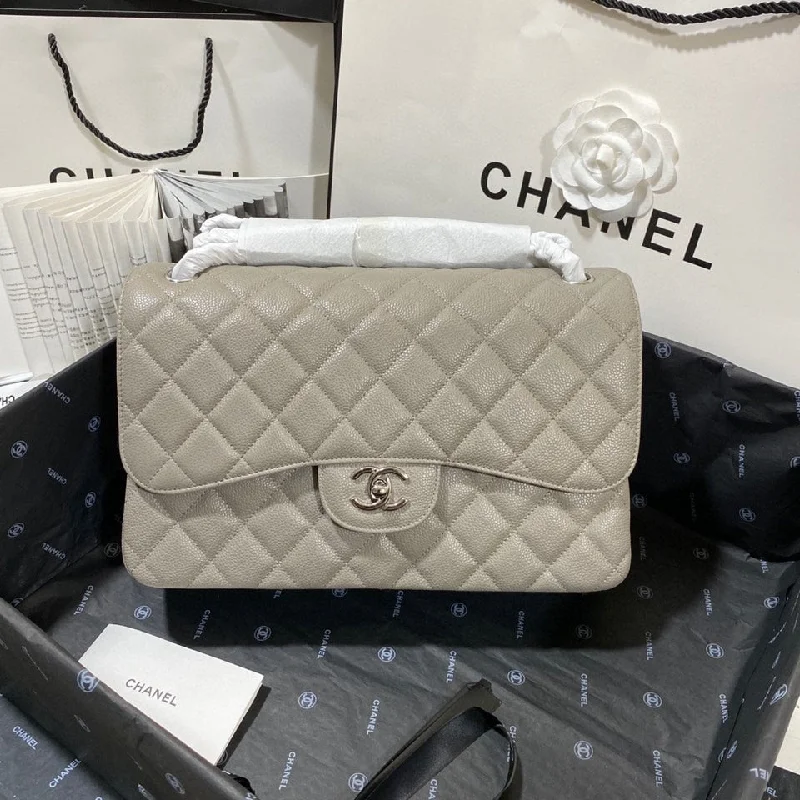 Chanel Large Classic Handbag Silver Hardware Grey For Women. Women-s Handbags. Shoulder Bags 11.8in/30cm