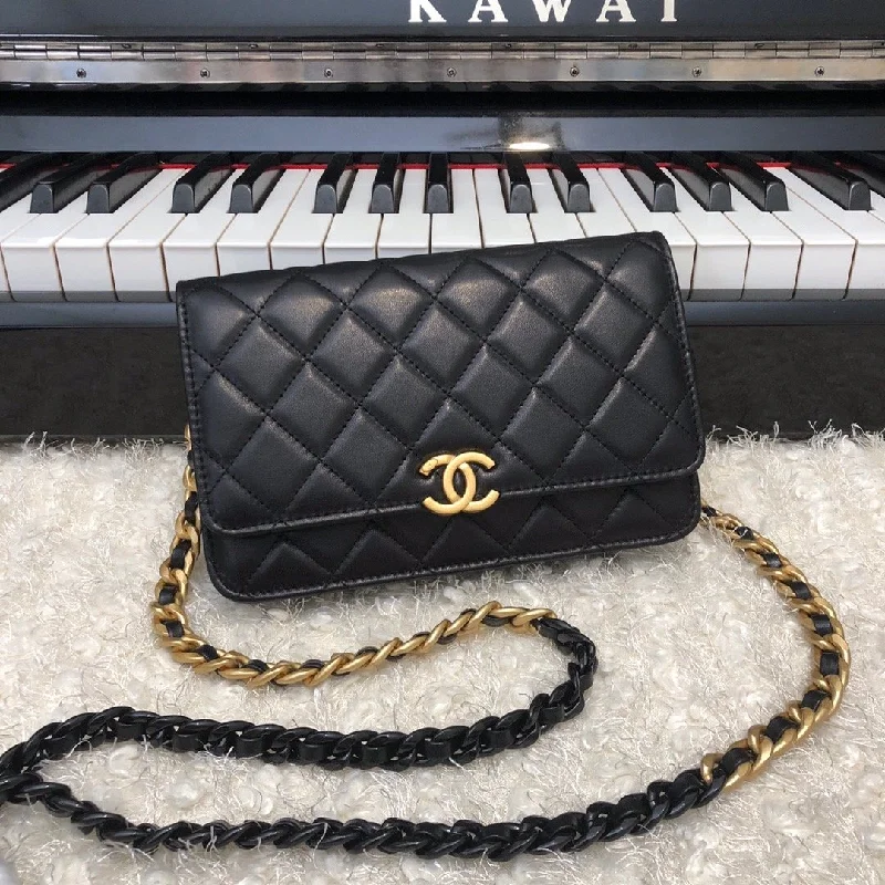 Chanel Original Small Classic Flap Bag Gold Hardware Black For Women. Women-s Handbags. Shoulder Bags 7.5in/19cm AP33814