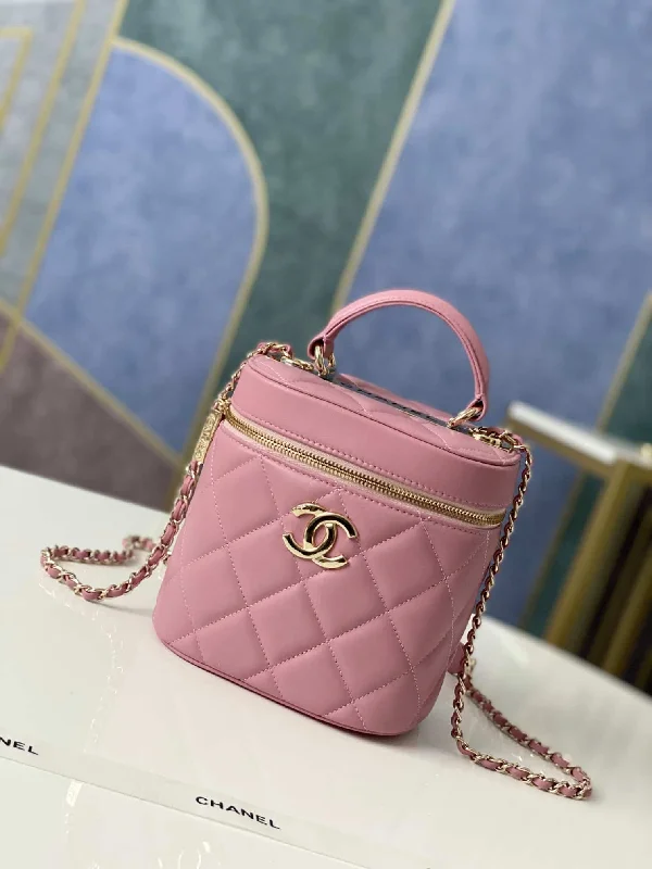 Chanel Vanity Case Gold Hardware Pink For Women. Women-s Handbags. Shoulder Bags 9.4in/24cm