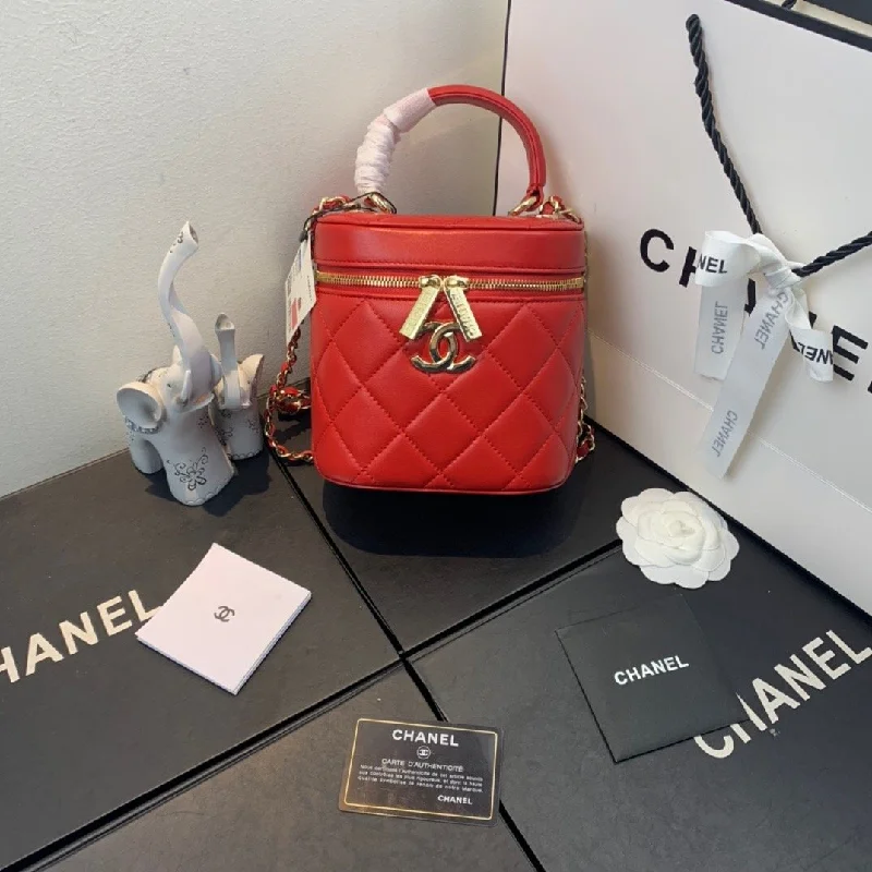 Chanel Vanity Case Gold Hardware Red For Women. Women-s Handbags. Shoulder Bags 7.9in/20cm AS2061