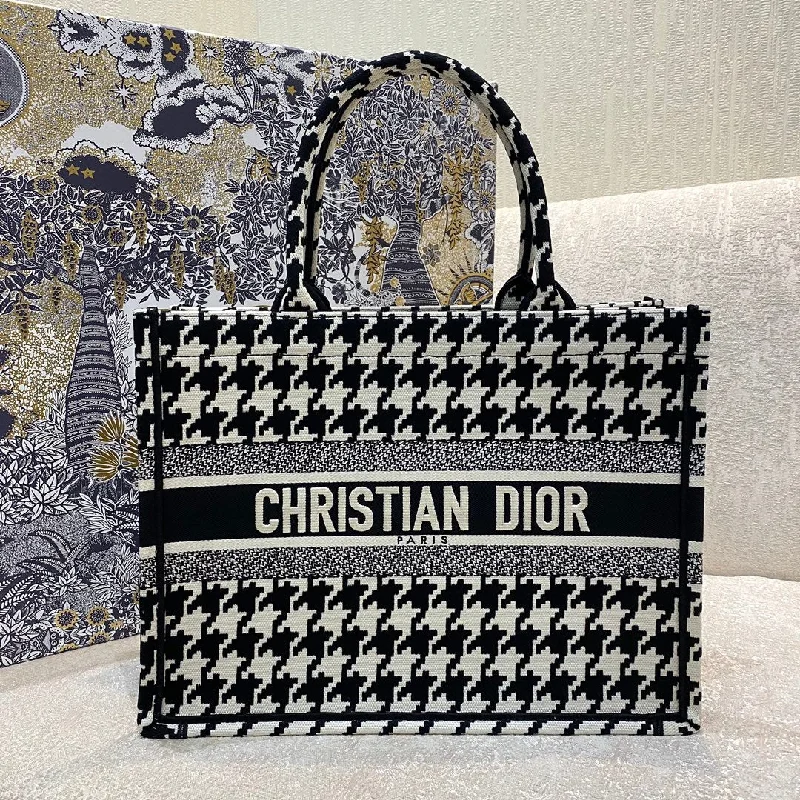 Christian Dior Medium Dior Book Tote Black Macro Houndstooth Embroidery. Blue. For Women Women-s Handbags. Shoulder Bags. 36cm CD M1296ZTQT_M911