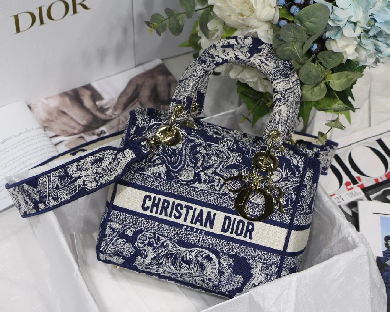 Christian Dior Medium Lady D-Lite Bag Blue. For Women. Women-s Handbags 24cm/9.5in CD M0565ORGO_M928