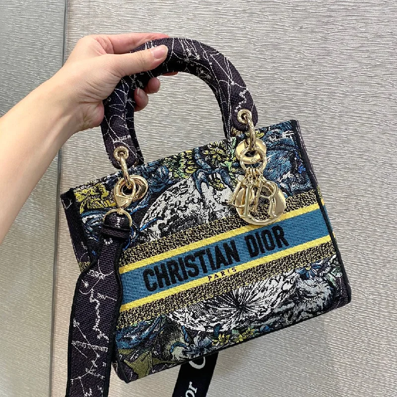 Christian Dior Medium Lady D-Lite Bag Dior Constellation Embroidery. Blue. For Women Women-s Handbags. Crossbody Bags. 24cm CD M0565ORHP_M928