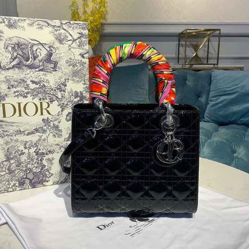 Christian Dior Medium Lady Dior Bag with Chain Silver Hardware. Black. For Women. Women-s Handbags. 24cm/9in CD M0565OWCB_M900