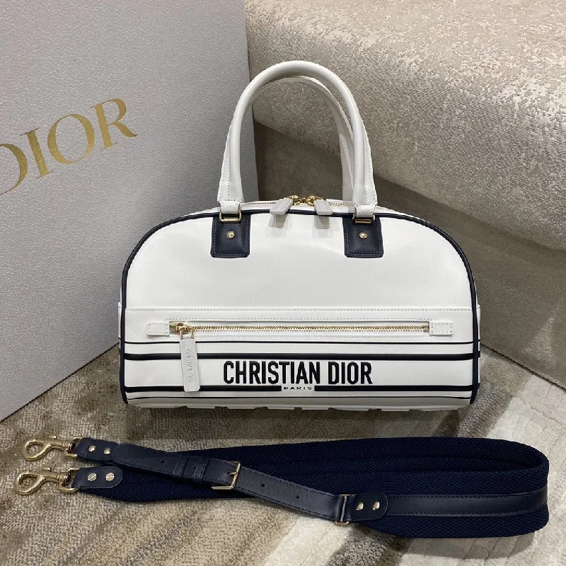 Christian Dior Medium Vibe Zip Bowling Bag. White. For Men/Women Bowling Bags. 34cm CD M6202OOBR_M879