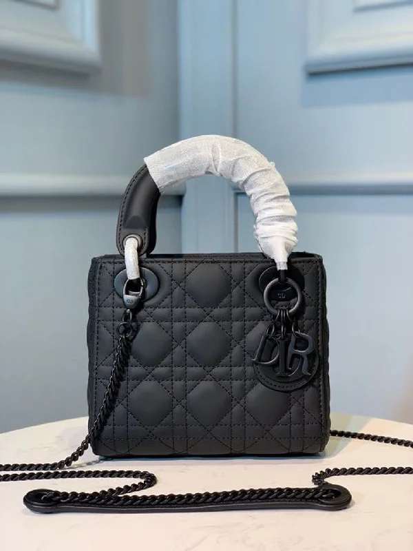 Christian Dior Mini Lady Dior Bag with Chain Matte Hardware Spring/Summer Collection. Black. For Women Women-s Handbags. 18cm CD M0505SLOI_M989