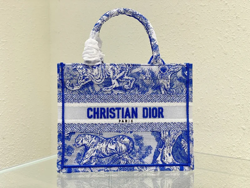 Christian Dior Small Dior Book Tote Blue. For Women. Women-s Handbags 26.5cm/10.5in CD M1265ZRVJ_M808