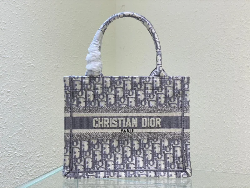 Christian Dior Small Dior Book Tote Violet. For Women. Women-s Handbags 26.5cm/10.5in CD