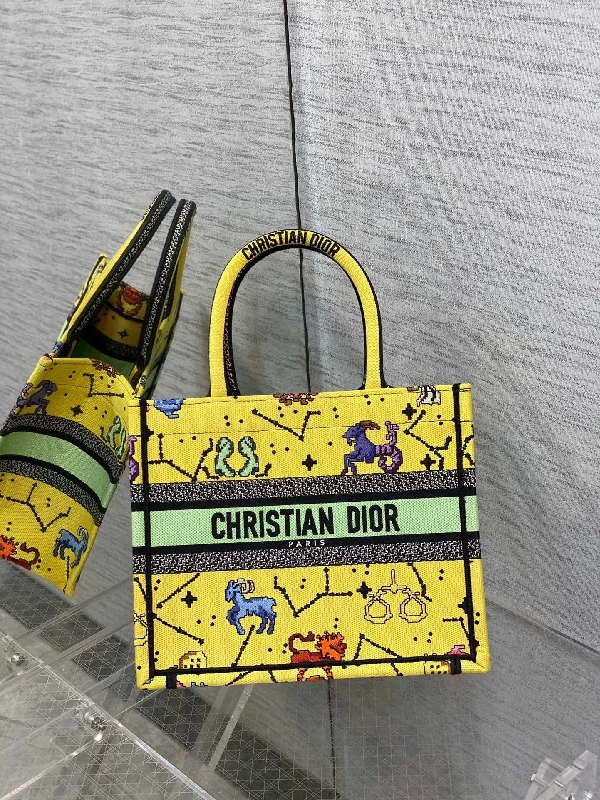 Christian Dior Small Dior Book Tote Yellow. For Women. Women-s Handbags 26.5cm/10.5in CD M1265ZRTY_M930