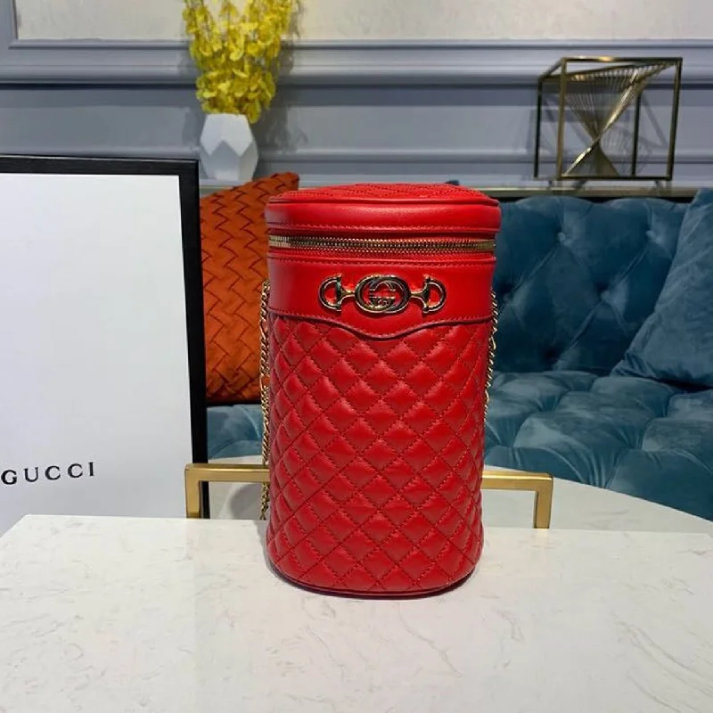 Gucci Ladies Hibiscus Red Quilted Chain Belt Bag For Women 8in/21cm GG