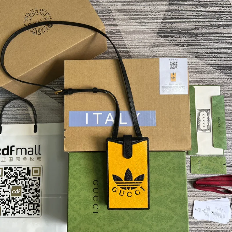 Gucci x Adidas Phone Case Yellow For Women. Women-s Bags 7.3in/18cm GG?