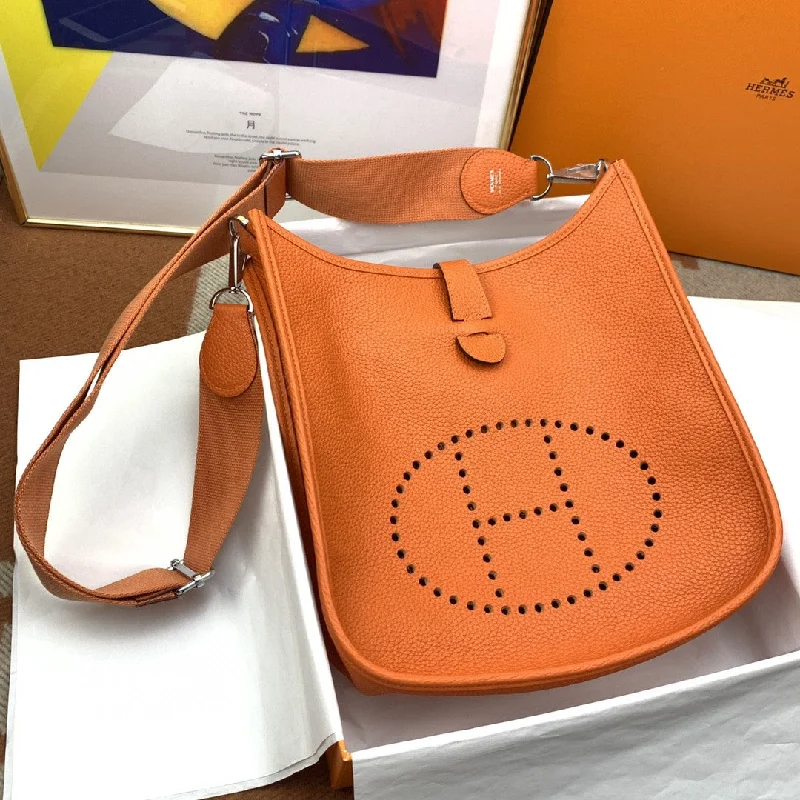 Hermes Evelyne III 29 Bag Orange With Silver-Toned Hardware For Women. Women-s Shoulder And Crossbody Bags 11.4in/29cm H056277CC9J