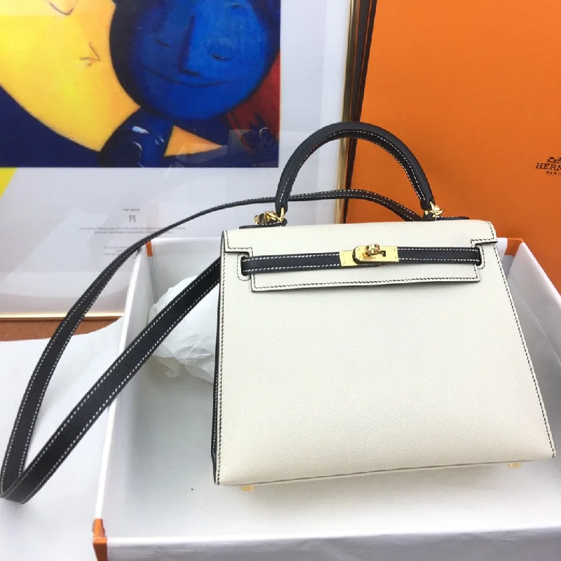 Hermes Kelly 25 Sellier Epsom White/Black Bag For Women. Women-s Handbags. Shoulder Bags 10in/25cm