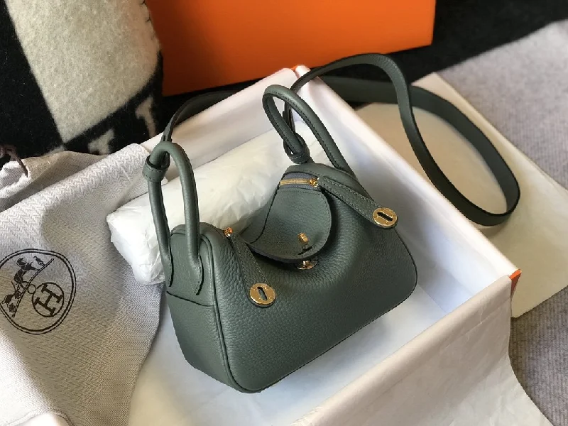 Hermes Lindy Mini Bag Vert Amande With Gold Hardware For Women. Women-s Handbags. Shoulder And Crossbody Bags 7.5in/19cm