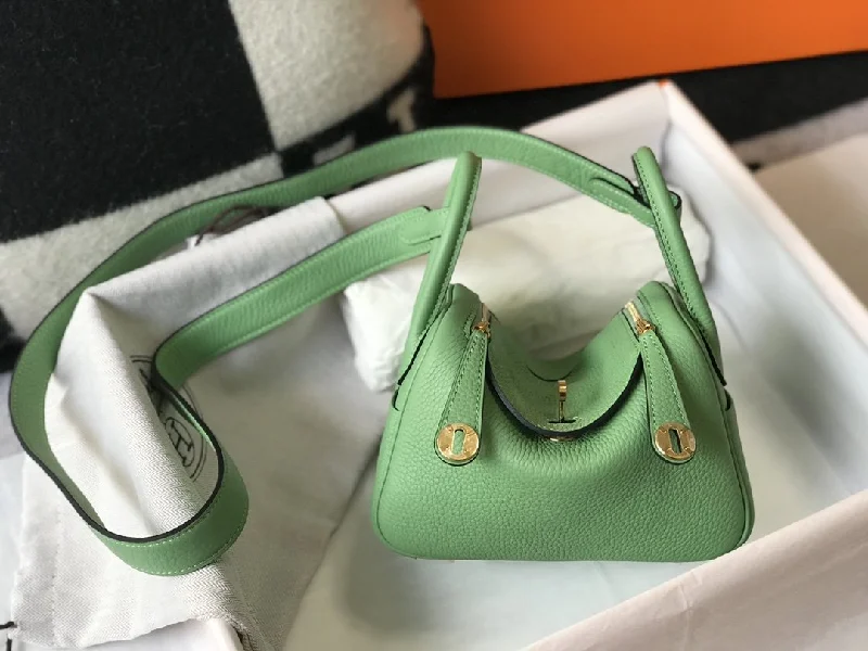 Hermes Lindy Mini Menthe Togo Bag With Gold Hardware For Women. Women-s Handbags. Shoulder And Crossbody Bags 7.5in/19cm