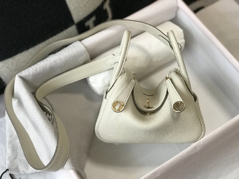 Hermes Lindy Mini White Togo Bag With Gold Hardware For Women. Women-s Handbags. Shoulder And Crossbody Bags 7.5in/19cm